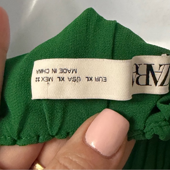 Zara pleated Emerald Green Jumpsuit XL - Picture 5 of 9
